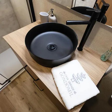 Casa Grande Gondomil Com Campo De Padel, Piscina Kır Evi