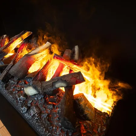 Casa Grande Gondomil Com Campo De Padel, Piscina *