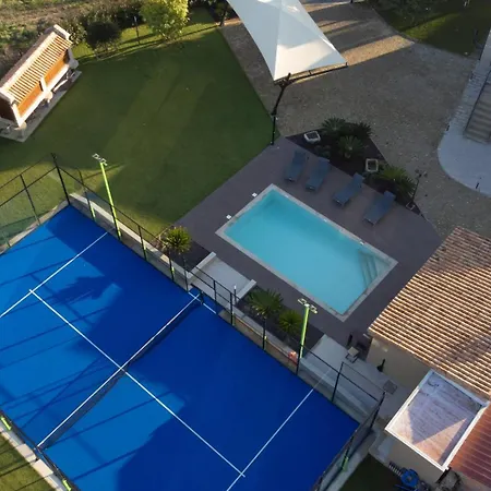 Casa Grande Gondomil Com Campo De Padel, Piscina فالينسا