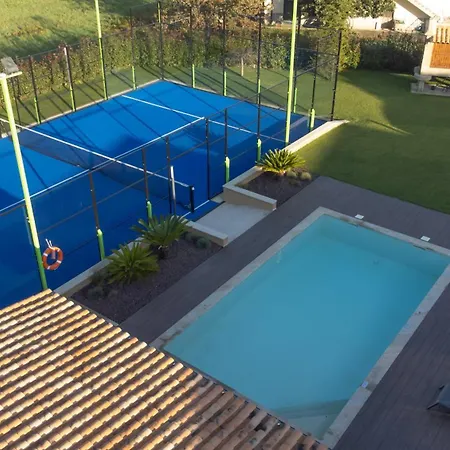 Casa Grande Gondomil Com Campo De Padel, Piscina