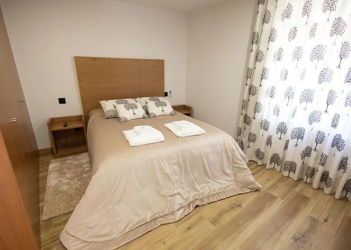 Casa di campagna Casa Grande Gondomil Com Campo De Padel, Piscina