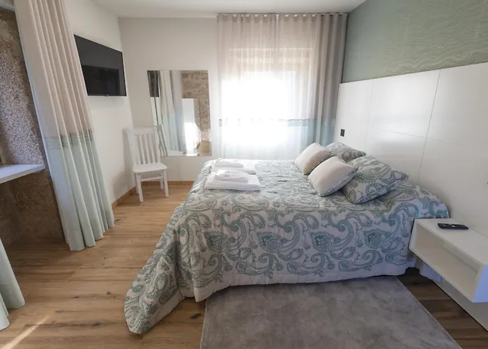 Casa di campagna Casa Grande Gondomil Com Campo De Padel, Piscina Valenca