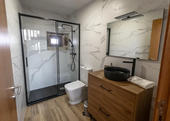 Country house Casa Grande Gondomil Com Campo De Padel, Piscina *