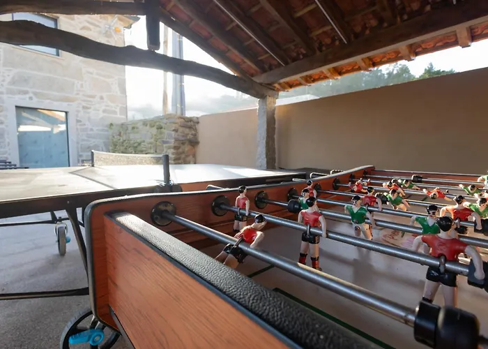 Casa Grande Gondomil Com Campo De Padel, Piscina *